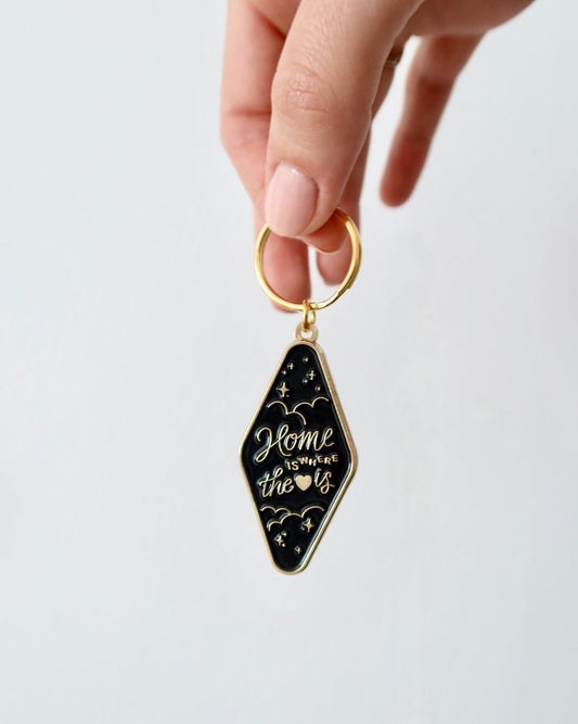 Home is where the heart is Keychain - daniwhitedesign